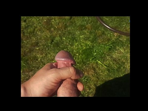 ❤️ Hot hottie gets kanyang pink puki fucked at cums sa isang pumulandit sa isang summer garden Porno sa amin tl.porno24-7.ru ️❤