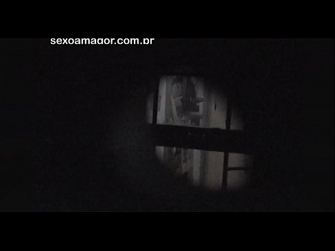 ❤️ Si Blondie ay lihim na nakunan ng video ng isang voyeur ng kapitbahayan na nakatago sa likod ng mga guwang na brick Porno sa amin tl.porno24-7.ru ️❤
